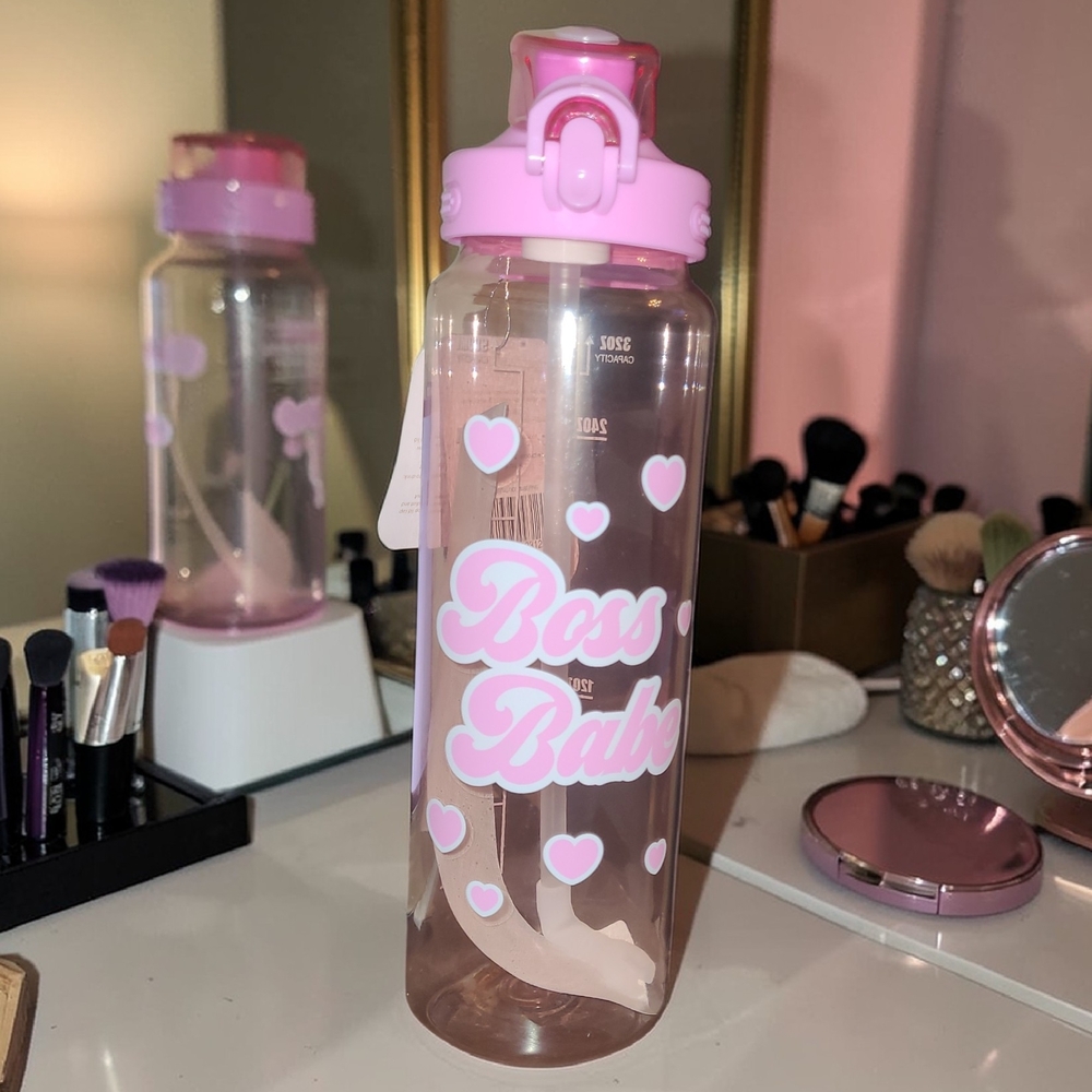 PARIS HILTON Pink 'Boss Babe' Water Bottle - 32oz